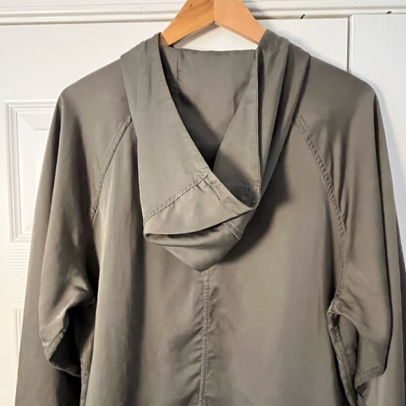 Lululemon City Stroll Hoodie Grey Sage Size 4 - Picture 8 of 11